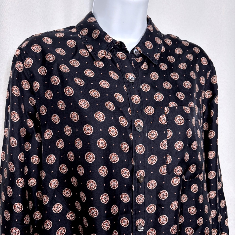 Banana Republic Womens Silk Button Down Shirt Navy Blue Medallion Print Size S